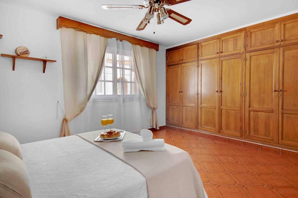 Апартаменти Duplex Tematico Andaluz Con Agradable Terraza - El Mirador De Benahavis 2 Екстер'єр фото